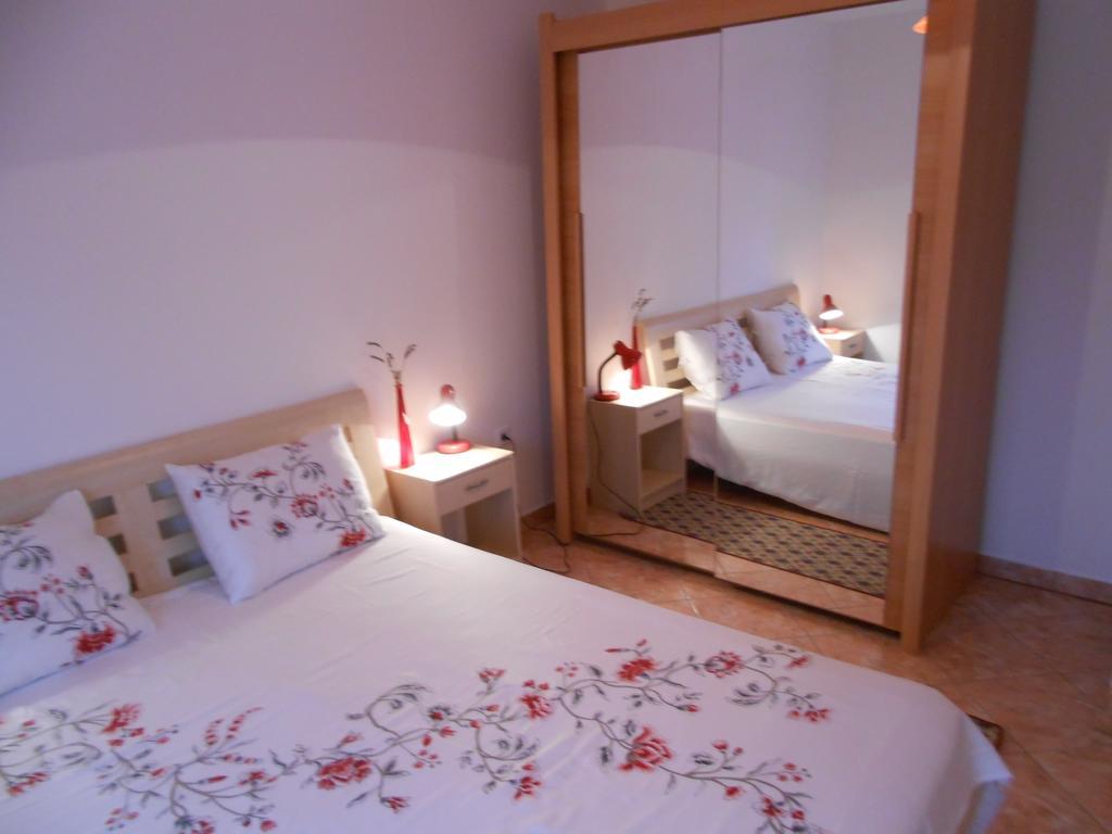 טרוגיר Apartments Luvi חדר תמונה